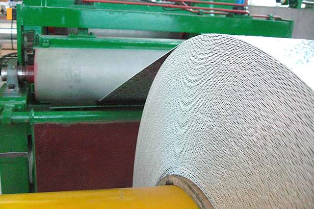 Guarantee of effective utilization of uncoiling line equipment Guarantee of effective utilization of uncoiling line equipment